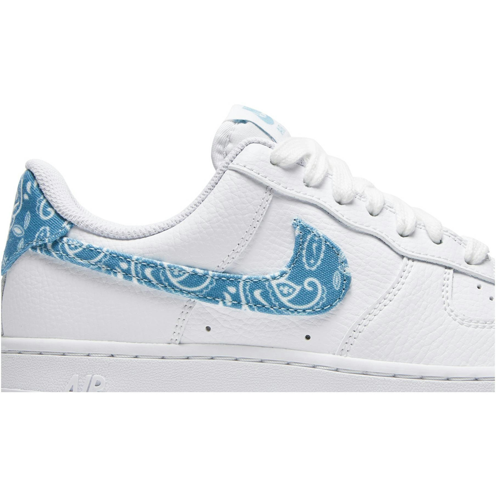 (W) Nike Air Force 1 Low ’07 Essential ‚Blue Paisley‘ DH4406-100