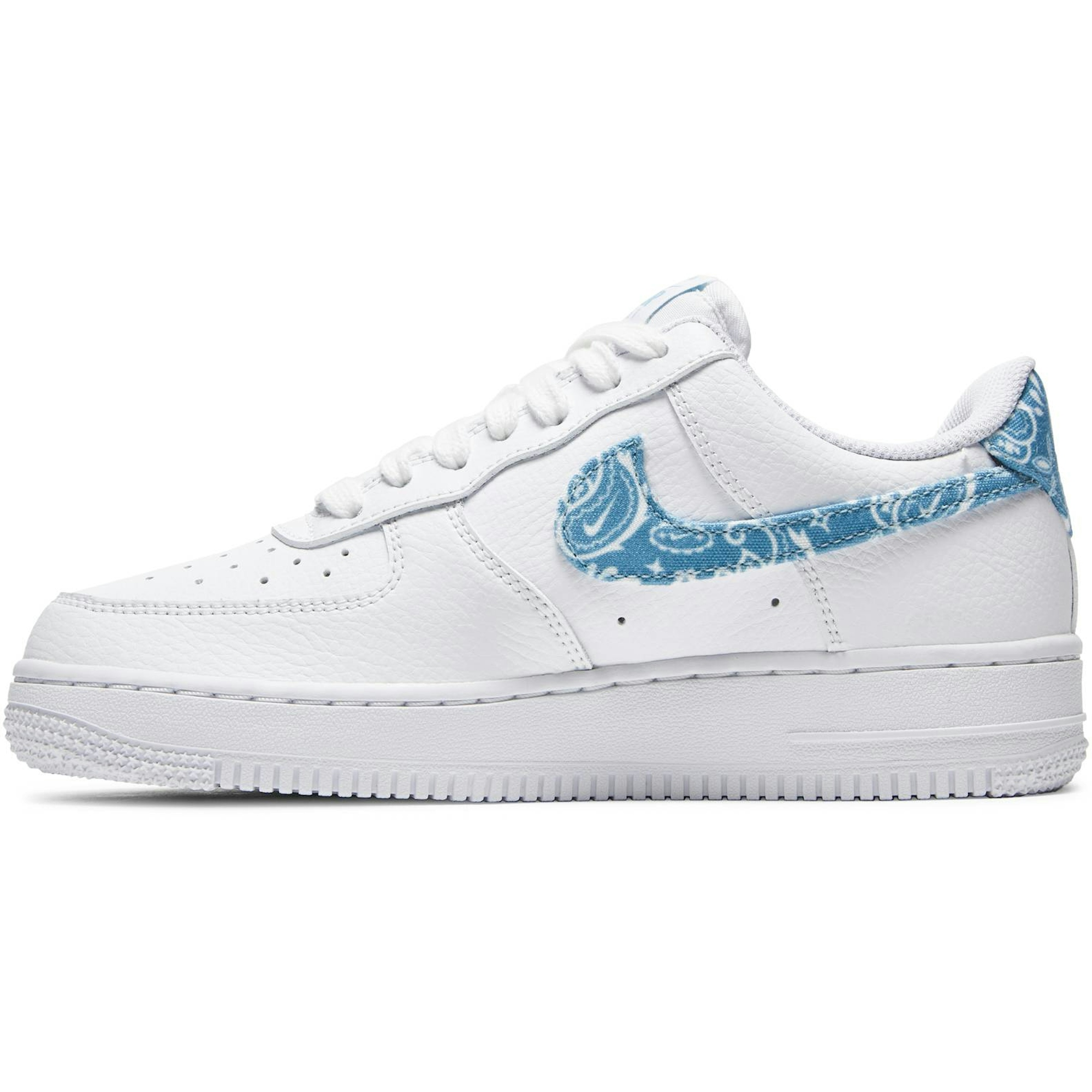 (W) Nike Air Force 1 Low ’07 Essential ‚Blue Paisley‘ DH4406-100
