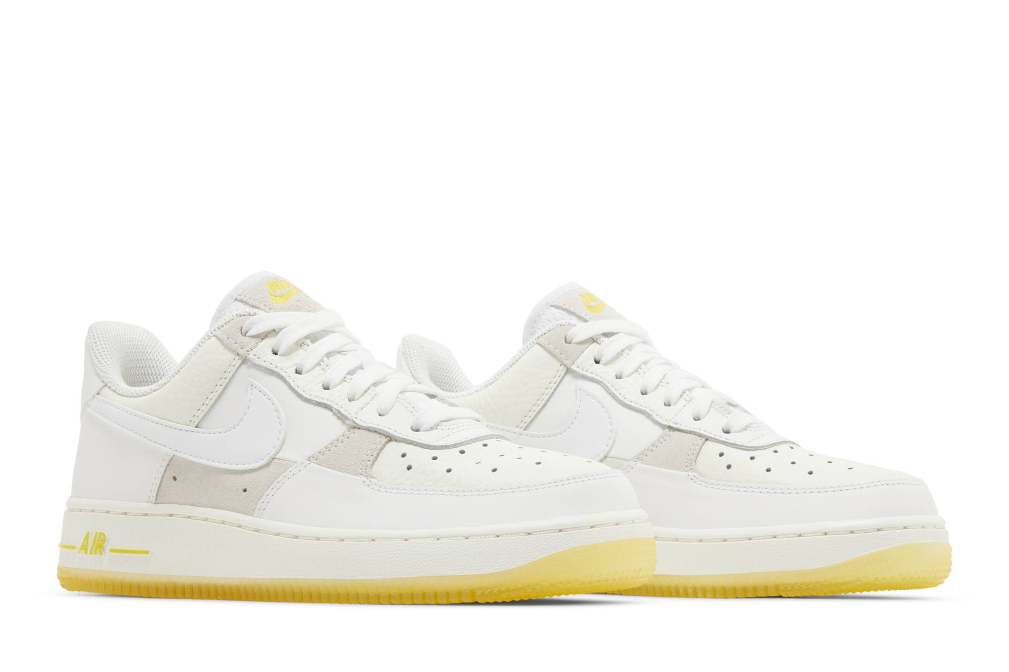 (W) Nike Air Force 1 Low ‘UV Reactive’ FQ0709-100