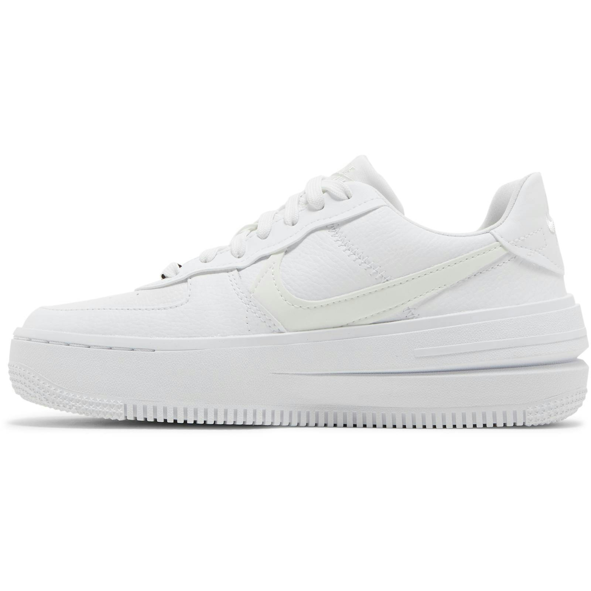 (W) Nike Air Force 1 PLT.AF.ORM ‘Triple White’ DJ9946-100