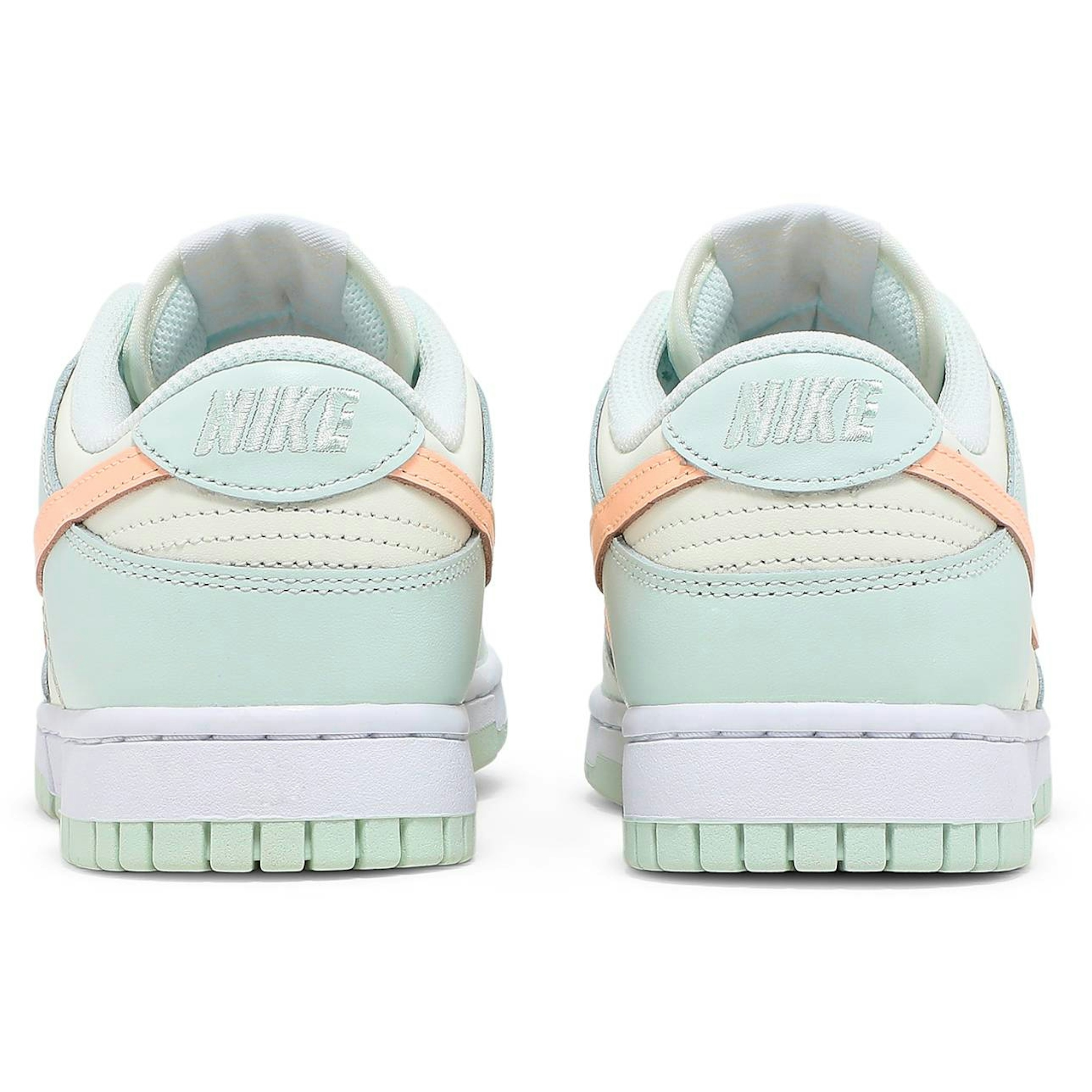 (W) Nike Dunk Low ‘Barely Green’ DD1503-104