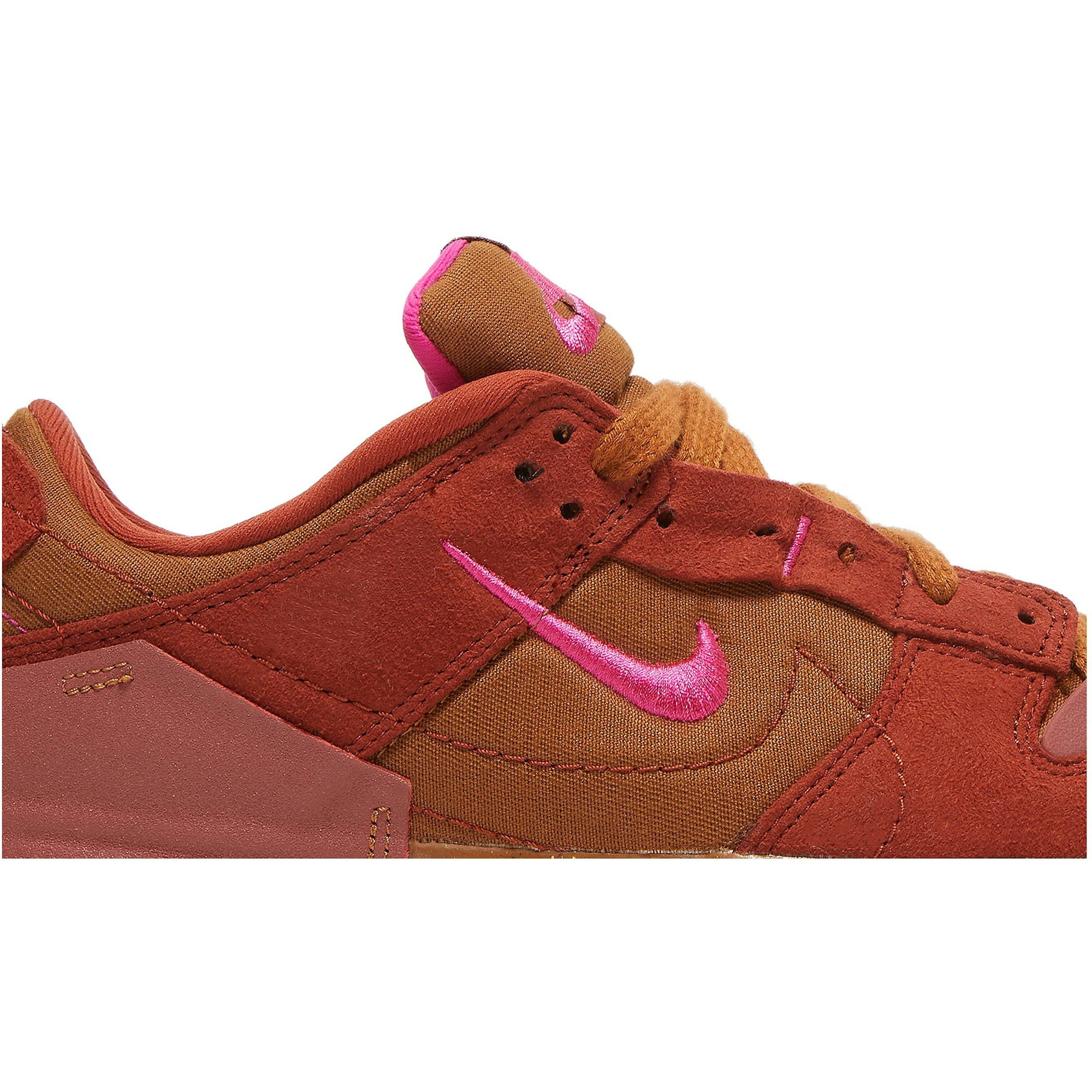 (W) Nike Dunk Low Disrupt 2 ‘Desert Bronze’ DH4402-200