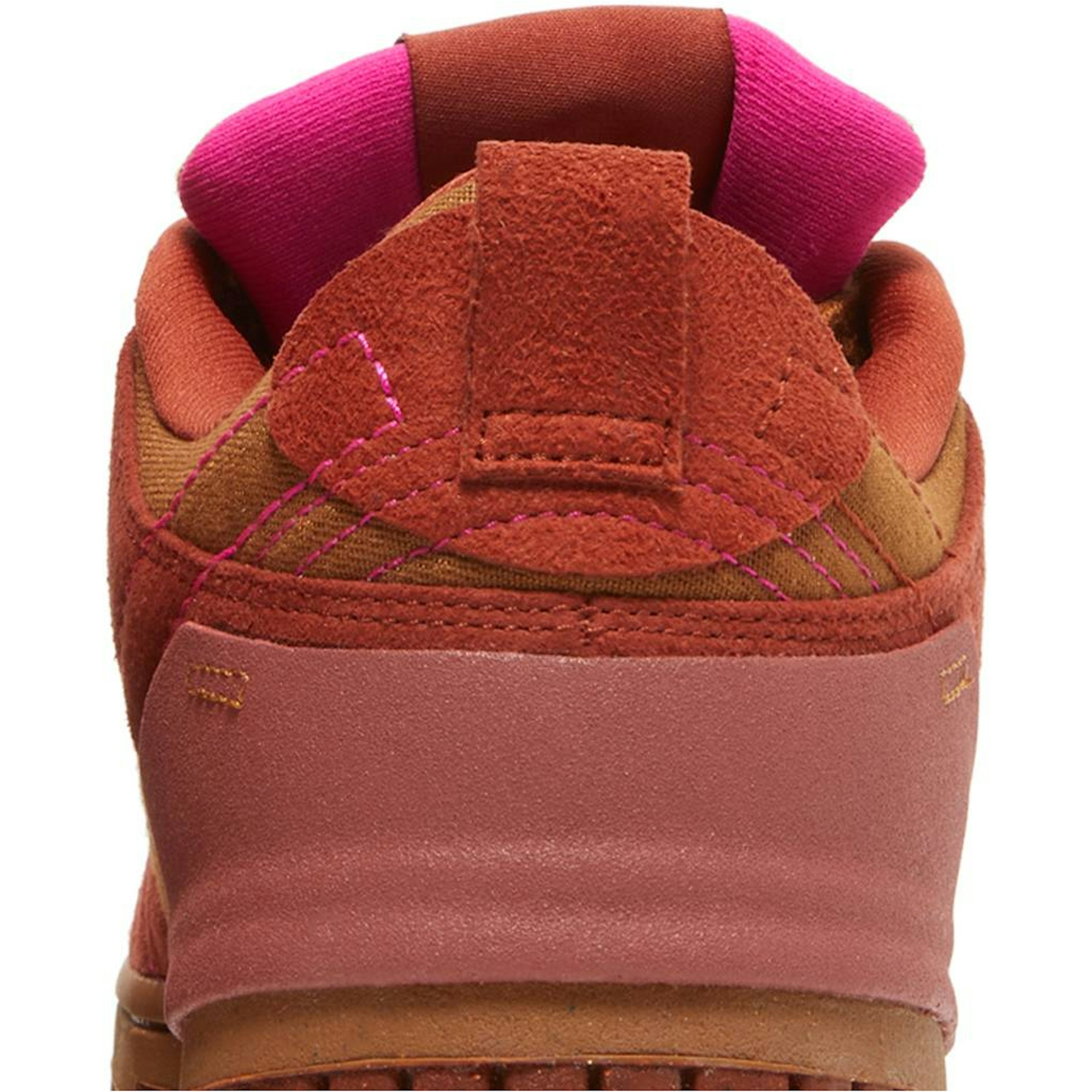 (W) Nike Dunk Low Disrupt 2 ‘Desert Bronze’ DH4402-200