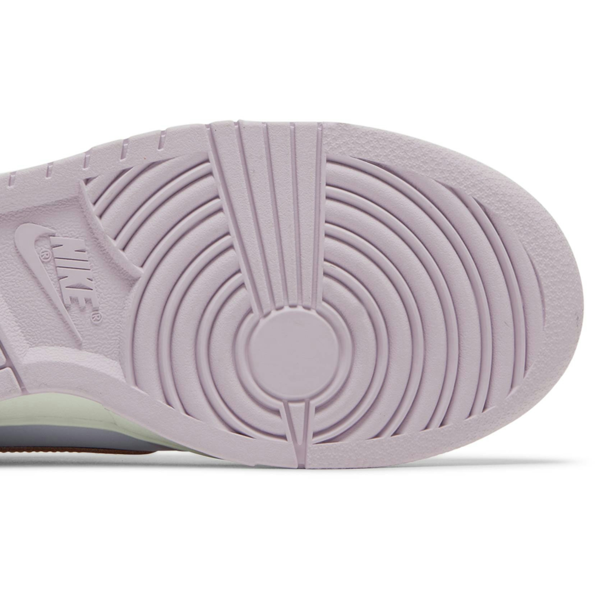 (W) Nike Dunk Low ‚Easter‘ DD1503-001