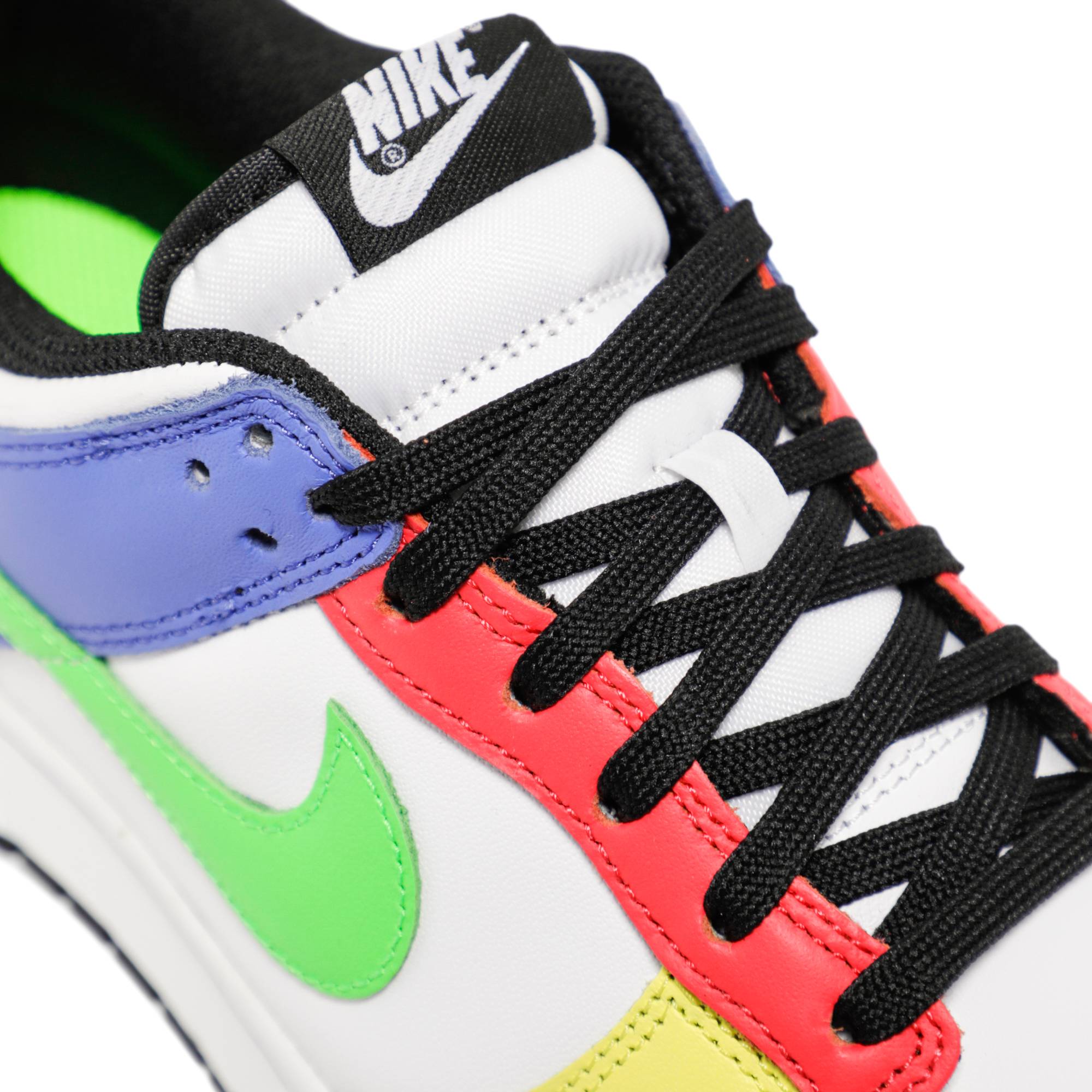 (W) Nike Dunk Low ‚Green Strike‘ DD1503-106