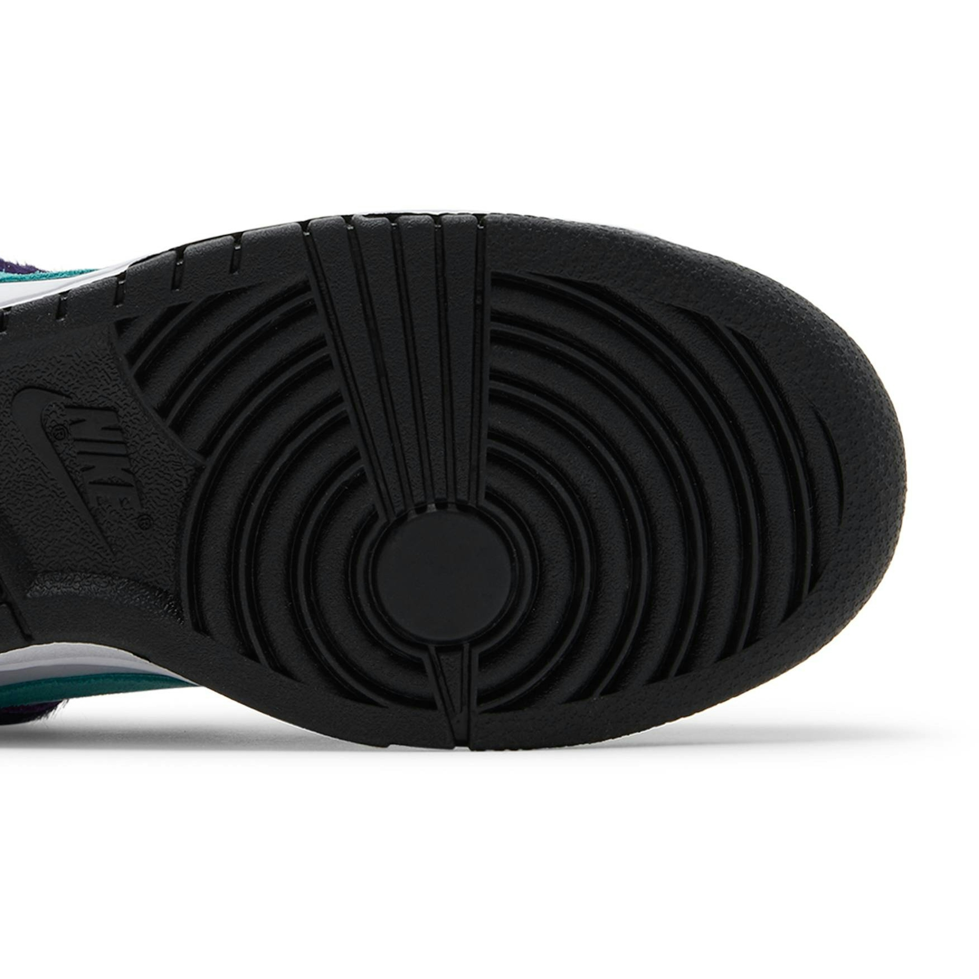 (W) Nike Dunk Low SE ‘Safari Mix’ DN3866-100